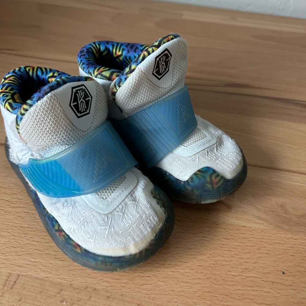 Kryie Irving Toddler Shoes, White and Blue Shoes, Size 7C